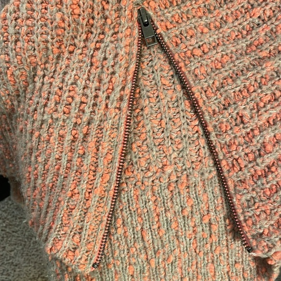 MOTH/ANTHROPOLOGY, WOMEN’S MEDIUM SWEATER. SIDE ZIP HEAVYWEIGHT V-NECK EUC - Picture 10 of 11